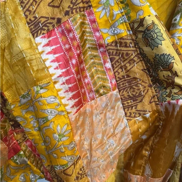 Multicolor Patterned Women's Robe - Picture 2 of 3